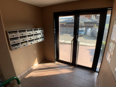 【エントランス】 | プラザハイツ二ッ屋A棟