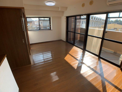 【居間・リビング】 | プラザハイツ二ッ屋A棟