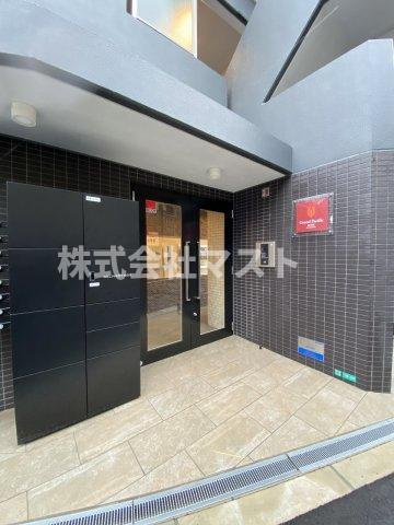グランパシフィック弁天町のエントランス