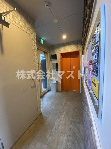 グランパシフィック弁天町のロビー
