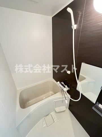 グランパシフィック弁天町の浴室