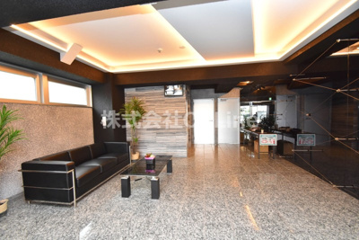 【ロビー】 | グランシアター高井田