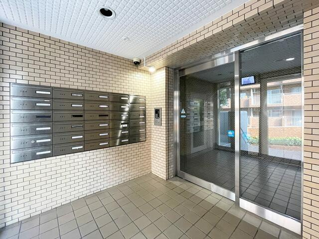 【エントランス】 | 大橋パークマンション | 安心のオートロック付きです。