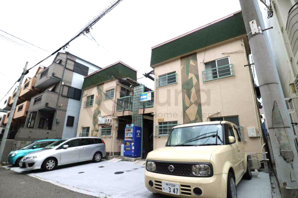 六甲光ハイツの外観