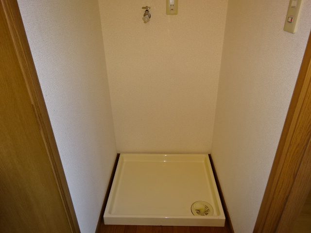 クレストール山地Bのその他|洗濯機置き場