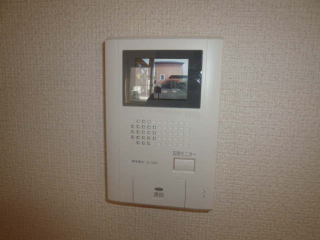 クレストール山地Bのセキュリティ|ＴＶインターホン