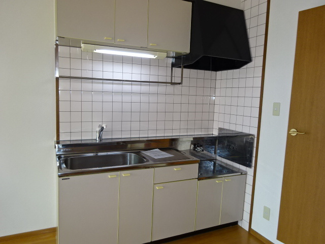 クレストール山地Bのキッチン