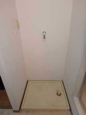 【その他】 | プレセジュール日吉 | 日吉町　プレセジュール日吉　2DK　洗濯機置場