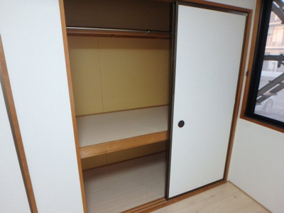 【収納】 | プレセジュール日吉 | 日吉町　プレセジュール日吉　2DK　北洋室収納