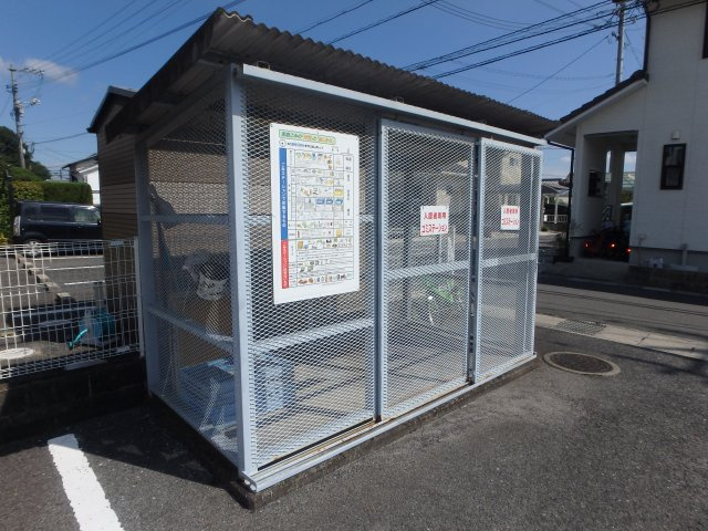 プレセジュール日吉のその他共用部分|日吉町　プレセジュール日吉　2DK　ゴミステーション
