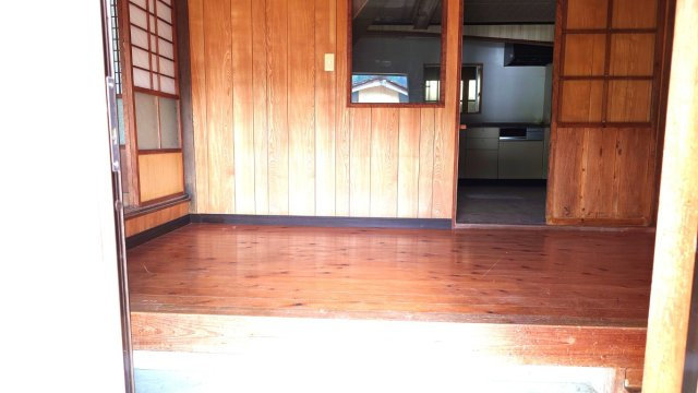 【玄関】