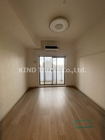 プレサンス梅田ヴェルテの居間・リビング|リビングです