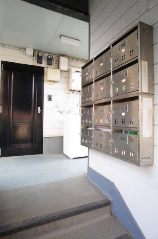 【設備】 | キャンパスコーポ | お帰りの際はポストのチェック！