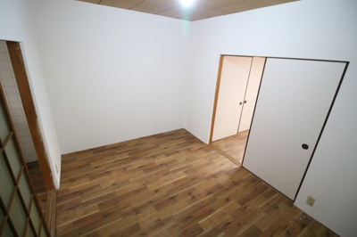 【洋室】 | 駒ヶ林町連棟貸家