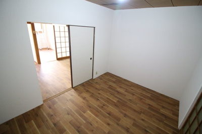 【洋室】 | 駒ヶ林町連棟貸家