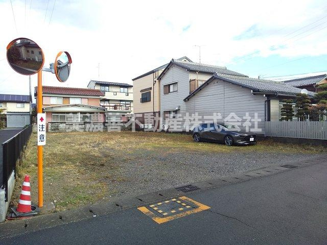 ５８１１２　本巣市仏生寺土地の外観