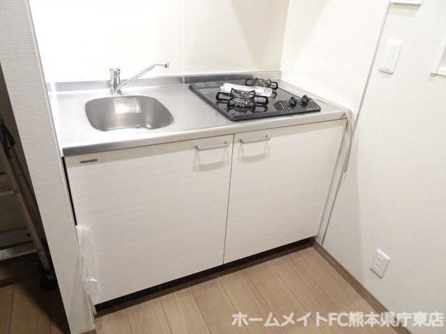 熊本市中央区九品寺３丁目のアパートのキッチン