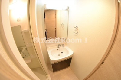 【独立洗面台】 | プレサンス玉造駅前ルージュ | 独立洗面化粧台付き
(反転タイプ）