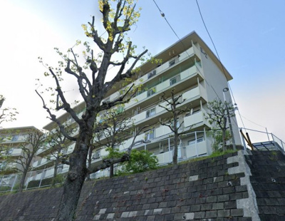 【外観】 | すすき野第２団地８－２号棟 | 総戸数３３０戸、昭和５３年８月築、管理人は日勤勤務につき管理体制良好です♪