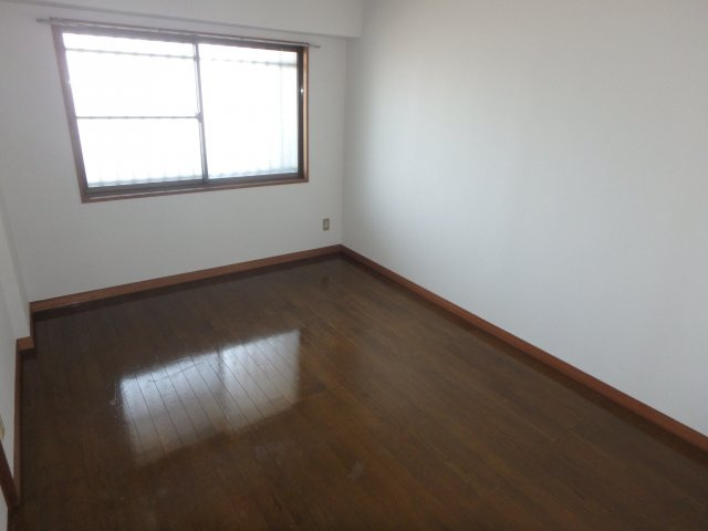 ユートピアタウン北館の洋室|北側洋室