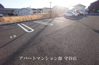 【駐車場】