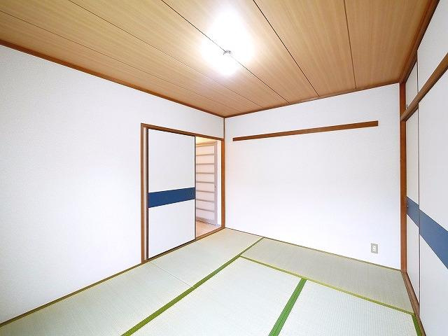 ヴィルドミール富雄の和室|和室、ちょっとしたくつろぎスペースにいかがでしょうか