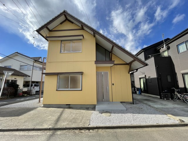 藤岡市上戸塚　中古一戸建て②の外観|外観もきれいです