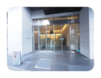 【エントランス】 | 落ち着いたエントランスです