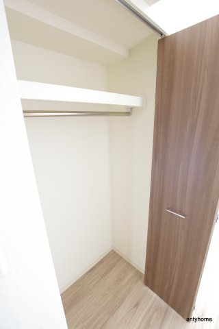 ディームス江坂　仲介手数料無料の収納
