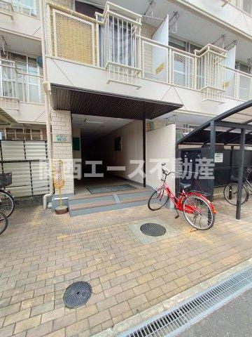 【エントランス】 | メゾン朝日八戸ノ里