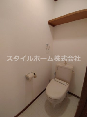 【トイレ】 | アネシスE | 別部屋写真です。
