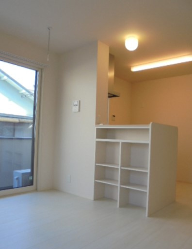 ヴィラ多摩の居間・リビング