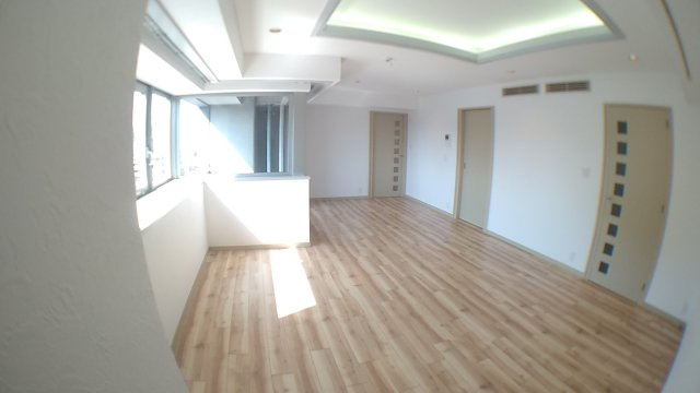 台東区台東４丁目の賃貸マンションの居間・リビング|室内フルリノベーション・オールフローリング