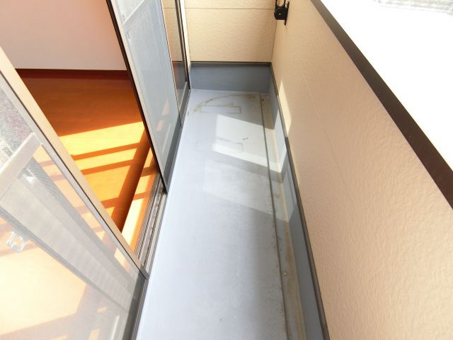メゾネットアーリアのバルコニー