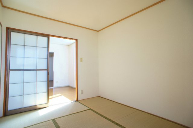 ニュートリヴァンベール【キャッシュバック対象物件】の和室