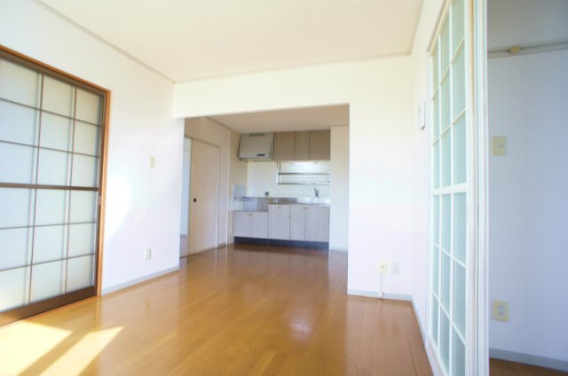 ニュートリヴァンベール【キャッシュバック対象物件】の居間・リビング