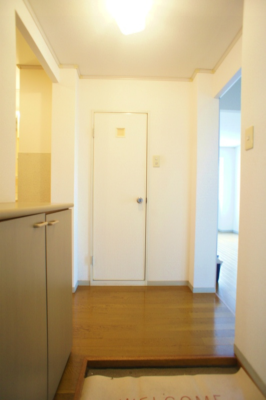 ニュートリヴァンベール【キャッシュバック対象物件】の玄関