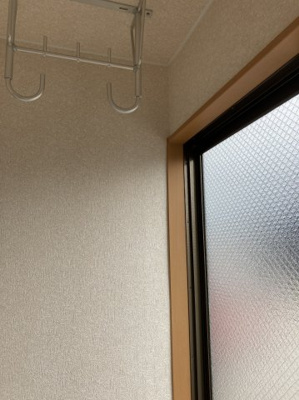 【設備】 | コスモシャトー原Ⅰ | サンルームには室内干しができます♪