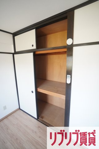 サニング本町の収納