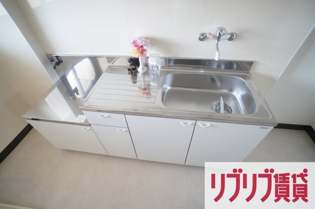 サニング本町のキッチン