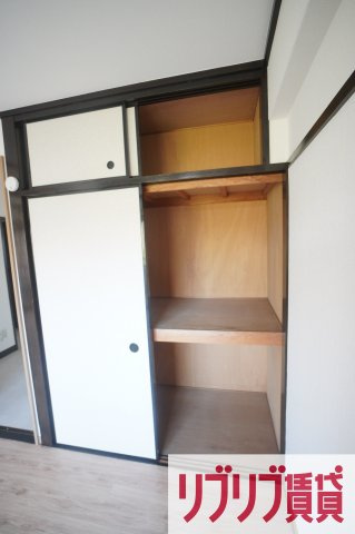 サニング本町の収納