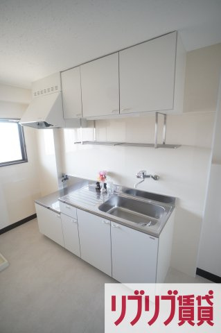 サニング本町のキッチン