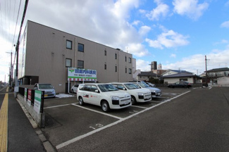 【駐車場】