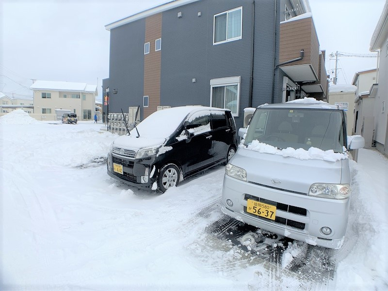 グランドガーデンの駐車場