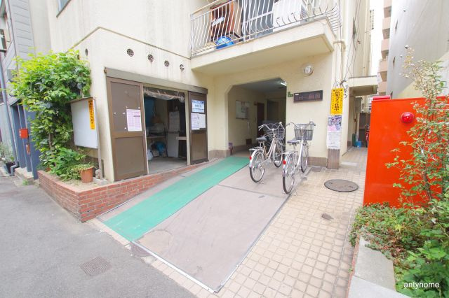 シャトー梅田　仲介手数料無料のエントランス