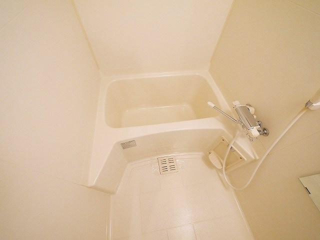 スターレ奈良の浴室|日々の疲れを癒すお風呂付です