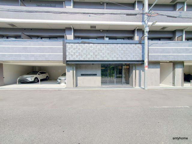 プライマル新大阪　仲介手数料無料のエントランス