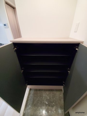 プライマル新大阪　仲介手数料無料の収納