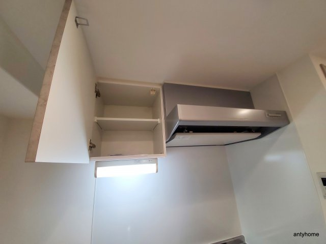 プライマル新大阪　仲介手数料無料の収納