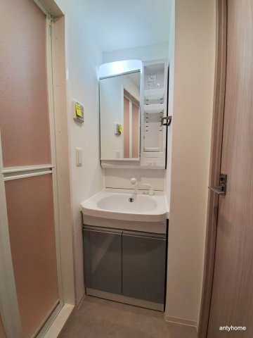 プライマル新大阪　仲介手数料無料の洗面所